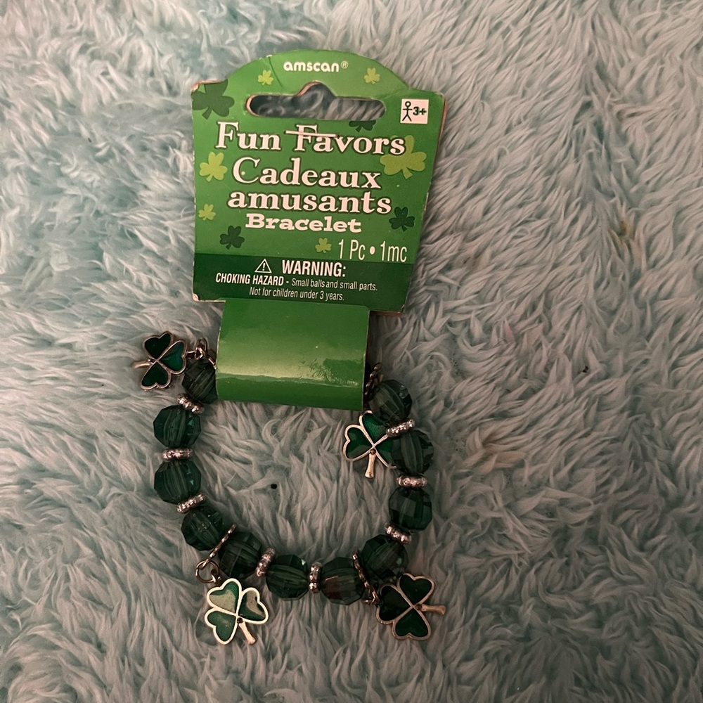 Amscan Green Shamrock Charm Bracelet